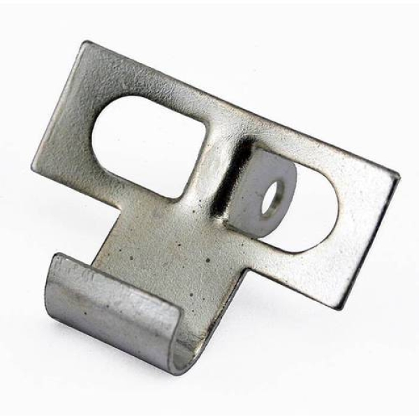 Halteblech für Scheinwerferverrieglung, sitzt unten im Scheiwerferring 1930-31