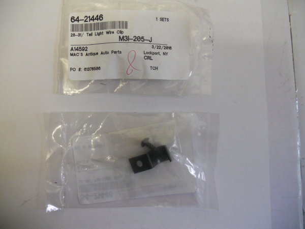 Leitungshalter mit Schraube