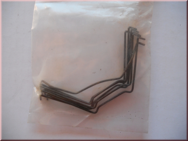 Haltespangen für Scheinwerferglas im Scheinwerferring